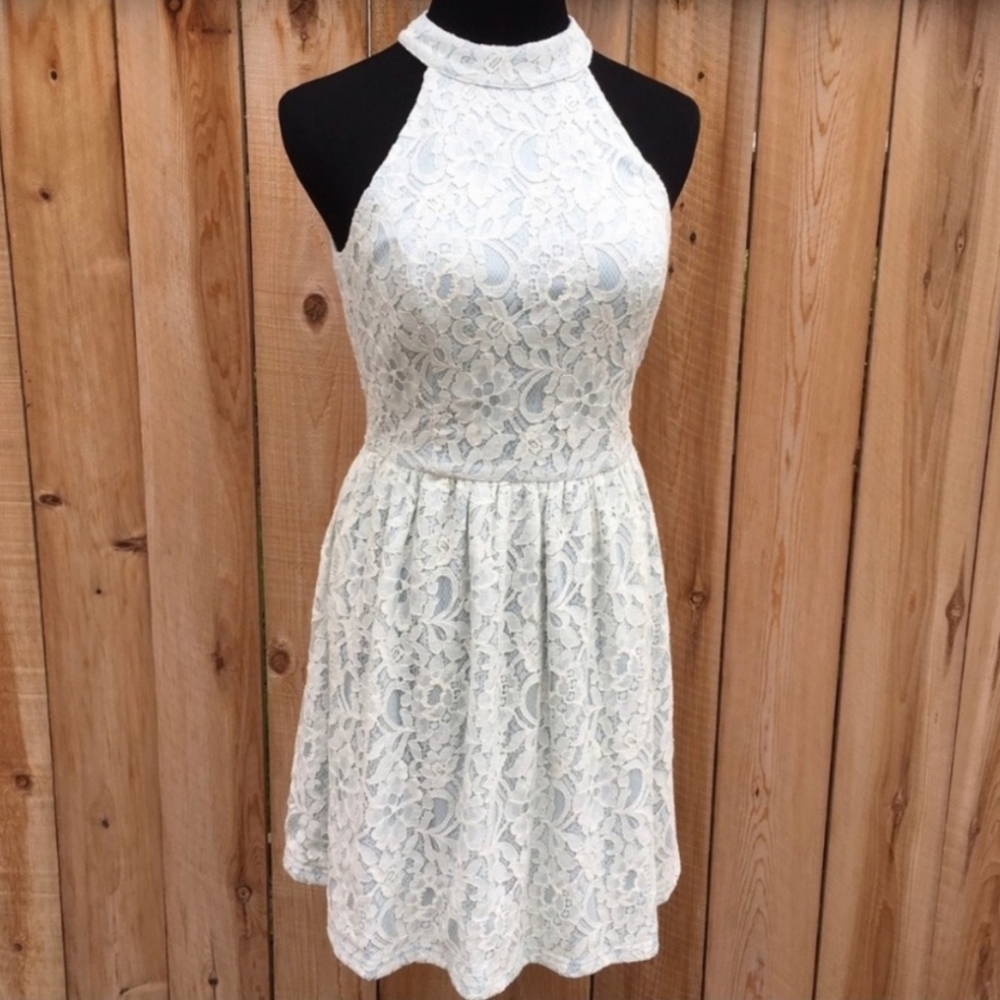 Arden B Lace Hi Neck Dress - M